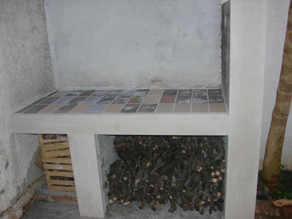 Apartman Restovic Bol Esterno foto