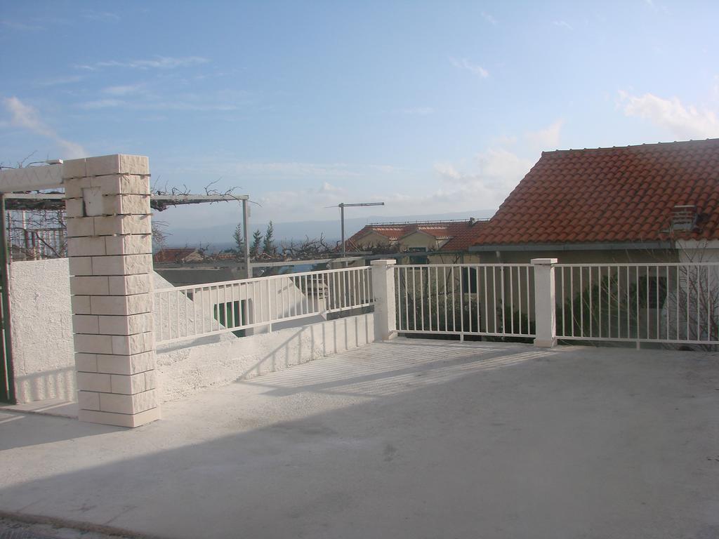 Apartman Restovic Bol Esterno foto