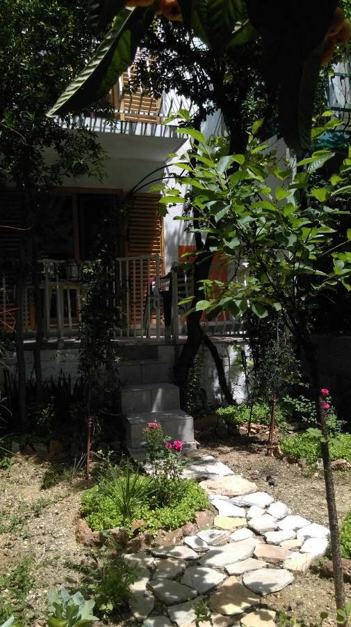 Apartman Restovic Bol Esterno foto