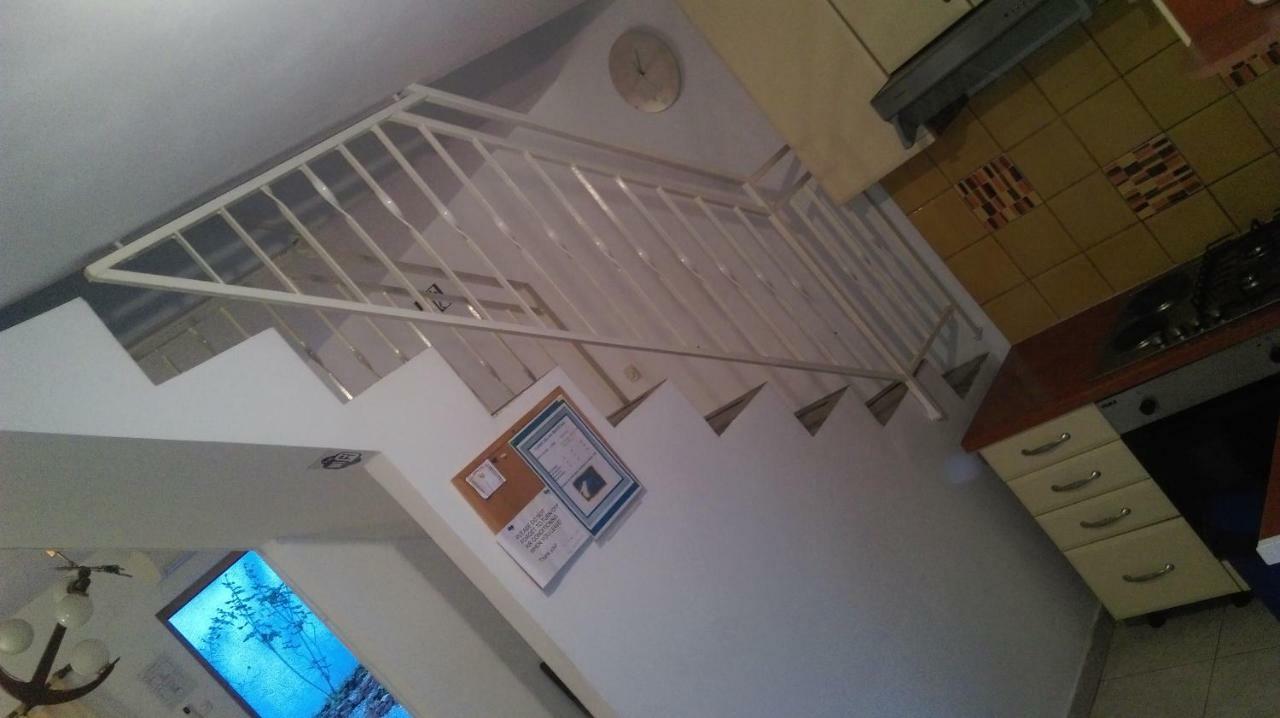Apartman Restovic Bol Esterno foto