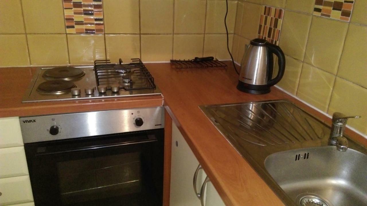 Apartman Restovic Bol Esterno foto